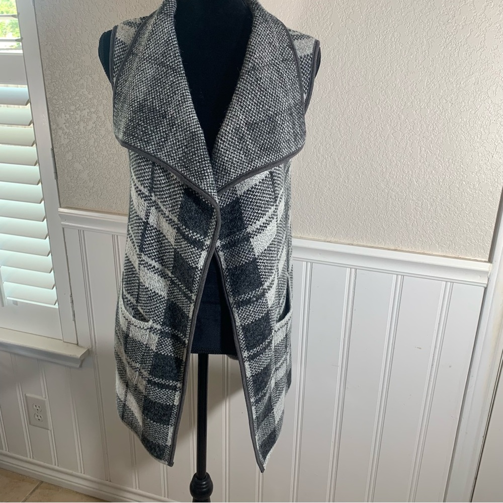 Yaris blanket vest